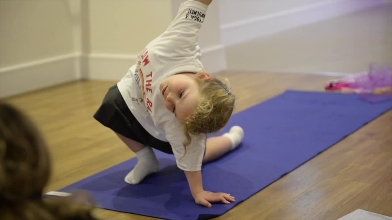 yoga-kids-video